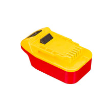 Lade das Bild in den Galerie-Viewer, Black and Decker 20V auf Hercules 20V Batterieadapter