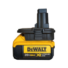 Lade das Bild in den Galerie-Viewer, DeWalt 20V auf DeWalt 18V Batterieadapter
