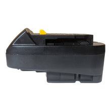 Charger l'image dans la galerie, Adaptateur de batterie Bosch (Vert) 18V vers DeWalt 20V
