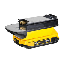 Lade das Bild in den Galerie-Viewer, DeWalt 20V zu Black and Decker 18V Batterieadapter
