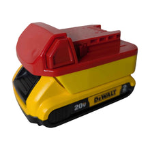 Lade das Bild in den Galerie-Viewer, DeWalt 20V auf Milwaukee 18V Batterieadapter
