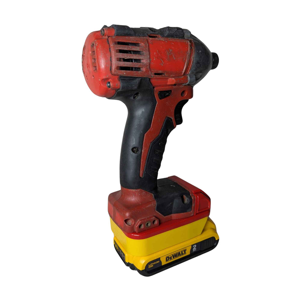 DeWalt 20V auf Milwaukee 18V Batterieadapter