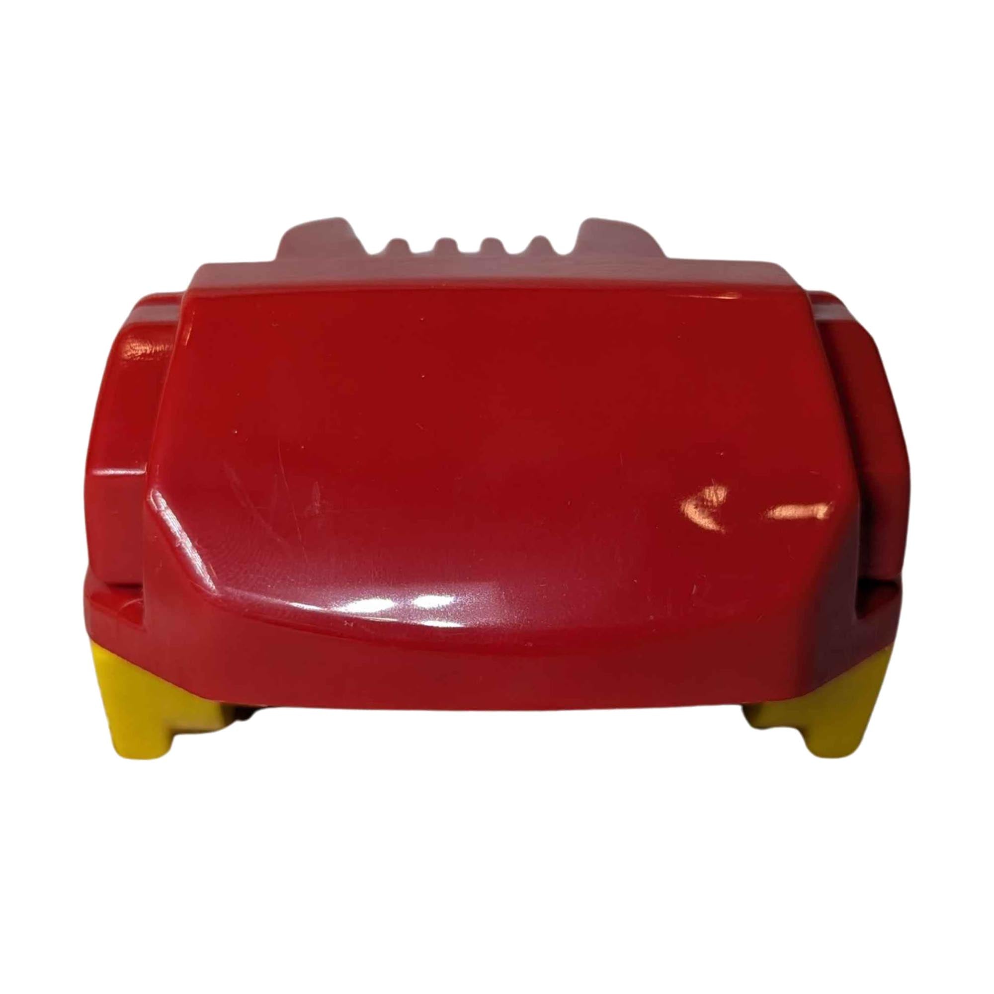 DeWalt 20V MAX to Milwaukee M18 battery adapter - end view of the closed end above the yellow base
