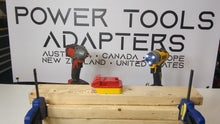Charger et lire la vidéo dans la visionneuse de la Galerie, Adaptateur de batterie DeWalt 20V vers Milwaukee 18V

